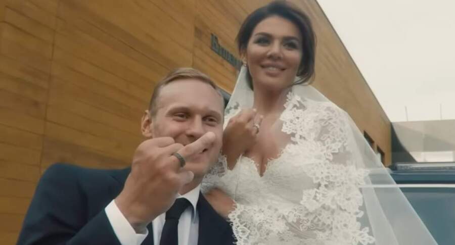 Sana Oša atklāj, ka Anna Sedokova meklējusi kontaktu ar viņas vīru un zināms ar ko tas viss beidzās