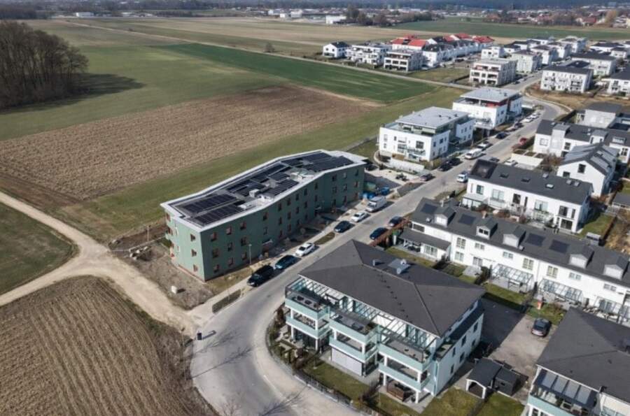 Barga ziema un nekādas apkures: Vācijā neparastais daudzīvokļu nams pārsteidz ar pirmiem rezultātiem