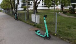 Rīgas ielās sākas vērienīgi reidi: likumsargi pastiprināti kontrolēs elektroskrejriteņu vadītājus