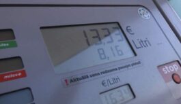 Vai degvielas tirgotājiem būs jāmaksā jauns nodoklis? Valdība vērtē situāciju