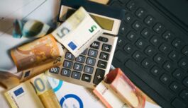 “Saņēmu zvanu no VSAA, bet rezultātā no konta tika noskaitīta nauda”: stāstu, lai ar jums tā nenotiktu “Saņēmu zvanu no VSAA, bet rezultātā no konta tika noskaitīta nauda”: stāstu, lai ar jums tā nenotiktu