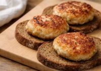 Kotletes man vairs nekad nav sausas: viena maza viltība ar sviestu pilnībā maina rezultātu