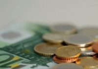 No 1. aprīļa mainās bezdarbnieka pabalsta saņemšanas kārtība: kas jāzina par ienākumiem