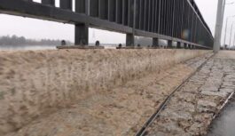 Mūkusalas promenāde drup pēc pirmās ziemas: defektus labos par būvnieka naudu Mūkusalas promenāde drup pēc pirmās ziemas: defektus labos par būvnieka naudu