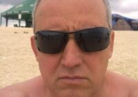 Olafa (52) profilā Porsche un villa pie jūras, bet Kuldīgā viņš ieradās ar vecu Passat un stundu stāstīja par biznesu 90. gados Olafa (52) profilā Porsche un villa pie jūras, bet Kuldīgā viņš ieradās ar vecu Passat un stundu stāstīja par biznesu 90. gados