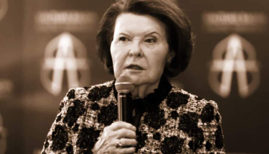 Eksprezidentei Vairai Vīķei-Freibergai šobrīd ir ļoti grūts dzīves posms — viņa piedzīvo emocionāli smagu laiku, kas prasa spēku