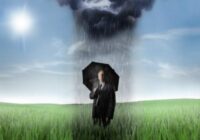 Kad neveiksmes seko viena otrai: 5 praktiski soļi, kā pārtraukt “melno svītru” savā dzīvē