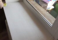 Kā atjaunot palodzes baltumu 5 minūtēs: paņēmiens, kas notīra pat ieēdušos traipus Kā atjaunot palodzes baltumu 5 minūtēs: paņēmiens, kas notīra pat ieēdušos traipus