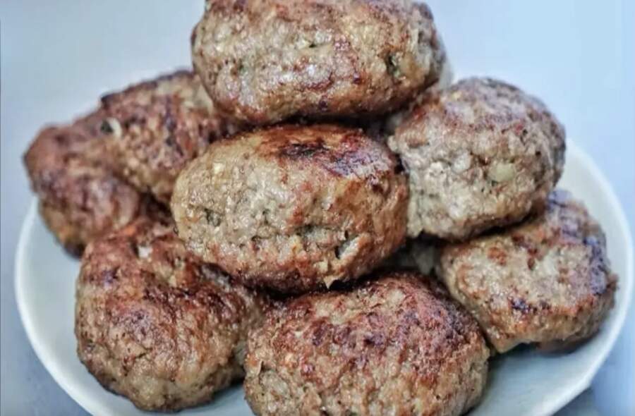 Pievieno maltai gaļai ingveru: liellopa gaļas kotletes ar aromātu, kas liks saskriet siekalām mutē