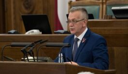 Rēzeknes dome pēdējā brīdī izvēlas mēru: amatā stājas Jānis Tutins