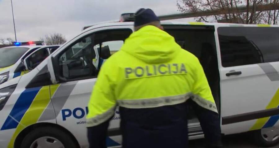 Kāpēc es vairs nekad neatsprādzējos uzreiz, kad mani aptur likumsargi: stāstu, lai ar jums tā nenotiek