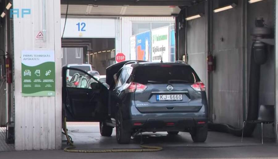 Vai jūsu nauda paliek valsts makā: patiesība par auto nodokļa parādiem un viltīgo veidu, kā atgūt savus pārmaksātos eiro