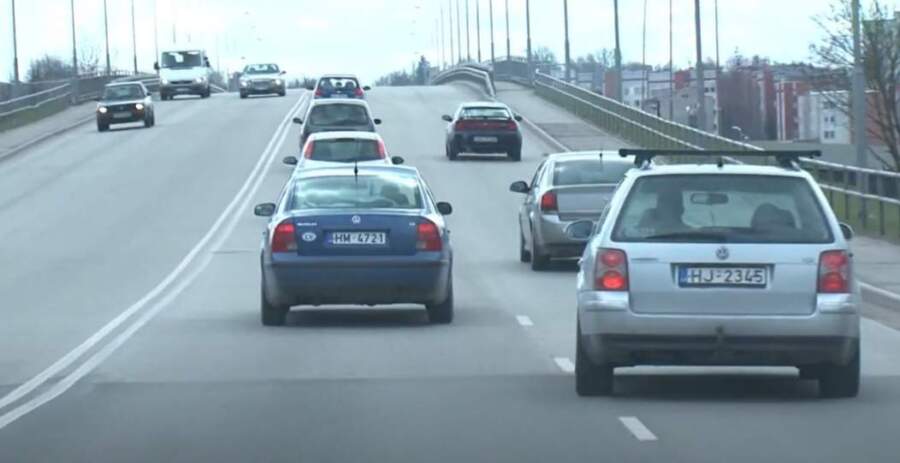 Skarba realitāte autovadītājiem: veca dokumenta dēļ varat palikt bez tiesībām un saņemt sodu