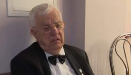 Krievijas medijos izskanējušas ziņas, ka Maestro Raimonds Pauls atrodas slimnīcā – kas patreiz zināms Krievijas medijos izskanējušas ziņas, ka Maestro Raimonds Pauls atrodas slimnīcā – kas patreiz zināms