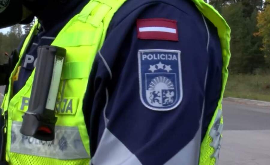 Policijas apģērbs