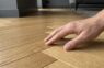 Grīdas segums, ko savulaik steidza aizstāt ar laminātu: kāpēc tas atkal kļūst populārs