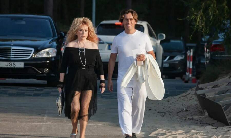 Kāpēc neviens nekopj Pugačovas vecāku kapus – skats uz pamesto piemiņas vietu rada skumjas