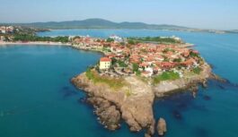 Kā Itālijā, tikai trīsreiz lētāk: Tūristi masveidā atklāj jaunu Eiropas galamērķi pie jūras