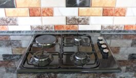 Daudzi to joprojām ignorē: īpašie noteikumi, kas katram Latvijas iedzīvotājam jāizpilda savā virtuvē