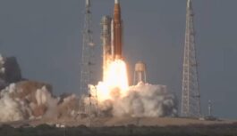 Vēsturisks lēciens tumsā: “Orion” apkalpe nupat pārvarējusi izšķirošo robežu ceļā uz Mēnesi