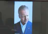 Politiskā rokāde: Kamēr Rosļikovs atrodas Baltkrievijā, konkurenti sāk cīņu par viņa vēlētājiem