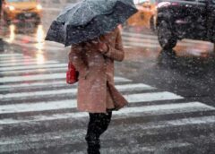 Aukstums atgriezīsies: meteorologi atklāj, ka tuvākās dienas gaidāmas nepatīkamas